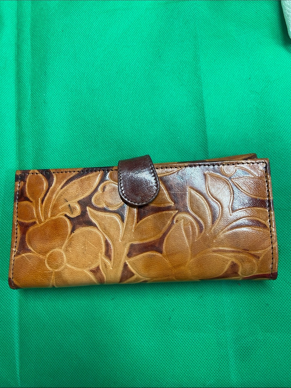 Hand-Tooled Floral Leather Wallet in Tan and Brown